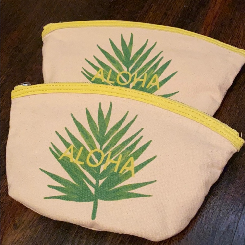Aloha graphic makeup bags (2).